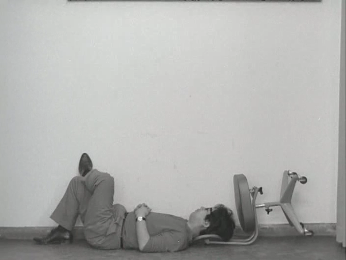 aozoramusume:  The Chair (Yoji Kuri, 1963) 