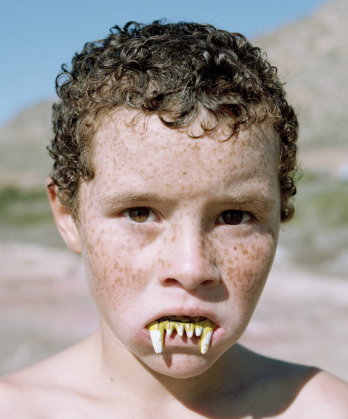 thisispaper:  Vivid emotions in Kent Andreasen’s photographs
