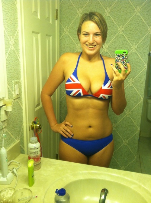 I think this girl would light up any room she walked in.  Terrific figure and love that fantast