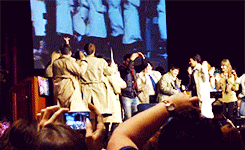wearetusdayassbut:cactusmisha:misha frolics with his army of castiels and then shoo’s them away xtum