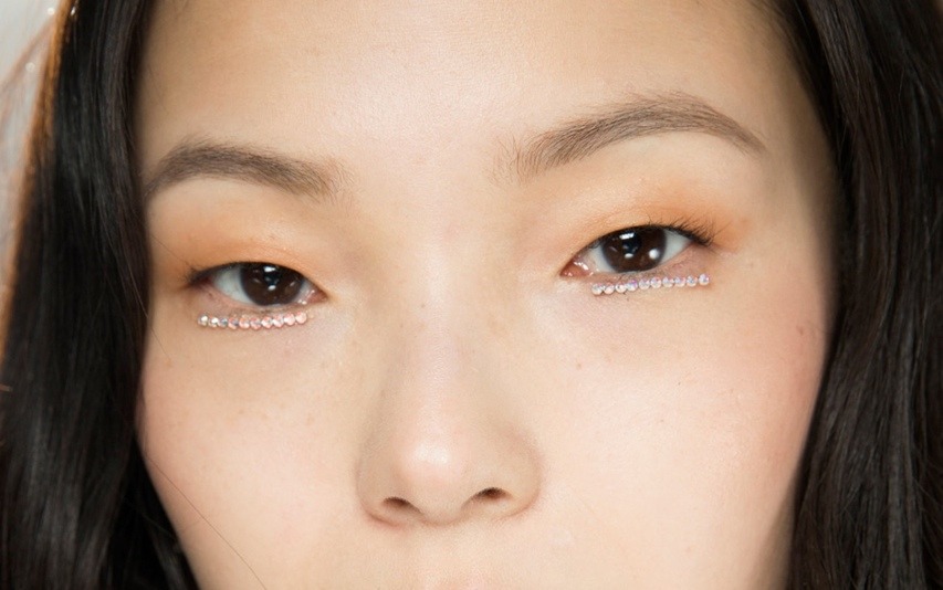 spillintoflower:Make up @ Rodarte Fall 2015