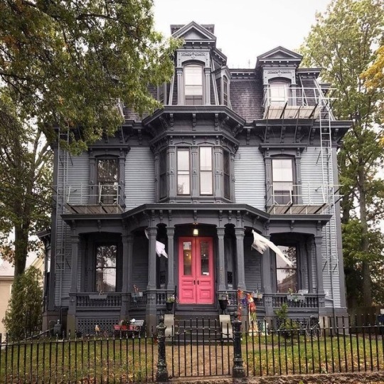 x-heesy: Various Gothic American Houses 