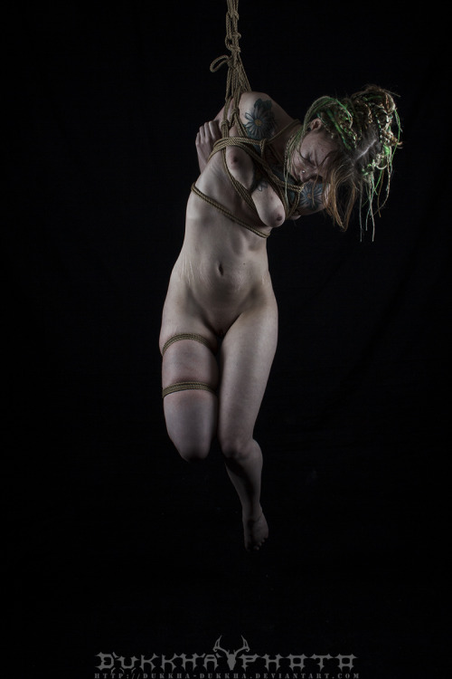 danailyareese: R/P: Dukkha Photo —-&gt; dukkha-dukkha.deviantart.com/