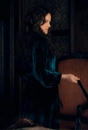 siobhansadlers: The Haunting of Hill House: Olivia Crain↳Wardrobe