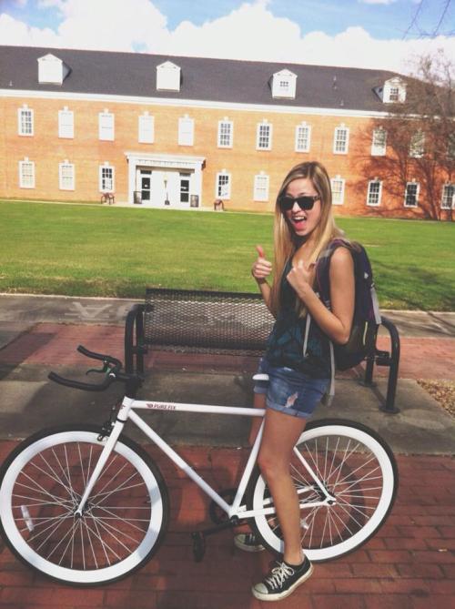 j0yful-heart: Went on a 3 hour bike ride with my roommate today. It was great. Hence the face.