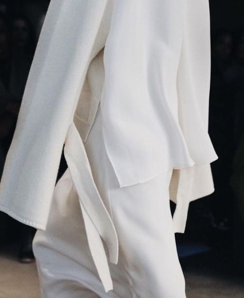 improbabilefashionista:  Tibi at New York Fashion Week Fall 2016