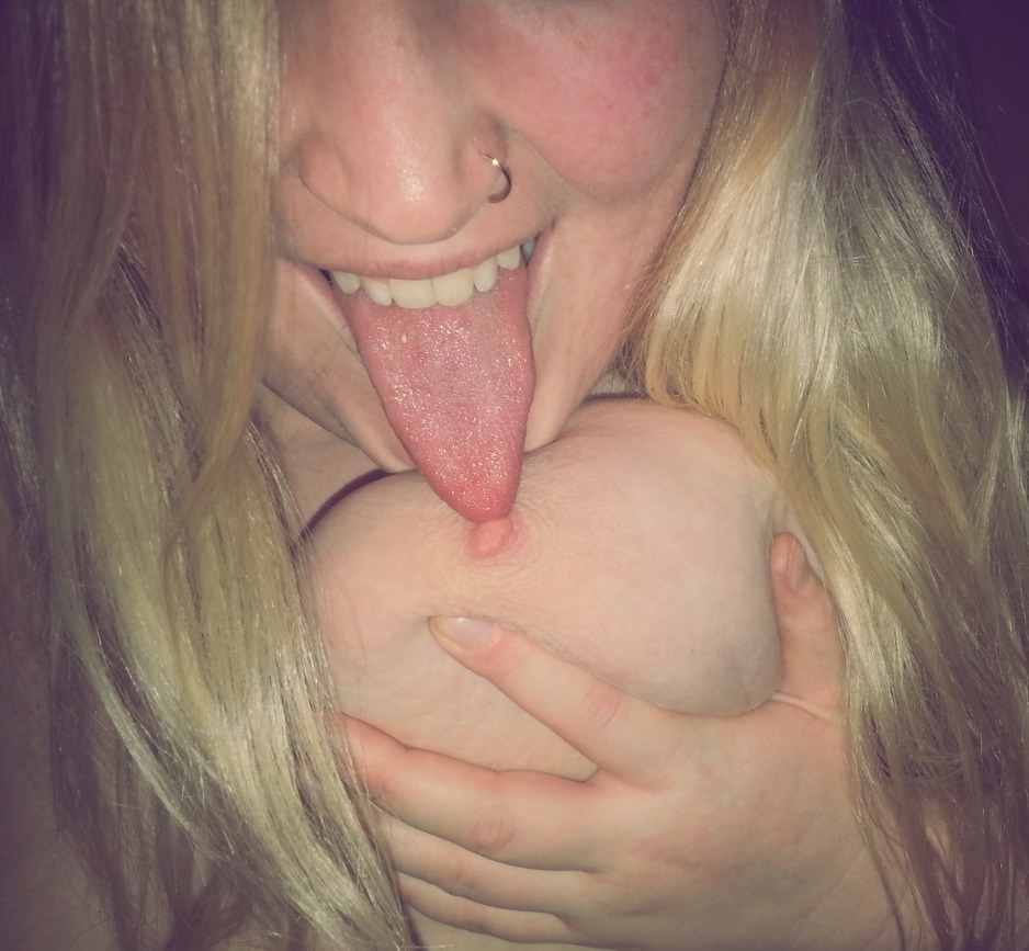 tit-lick:  Reblog this pic and share the love for licking some beautiful boobs…I