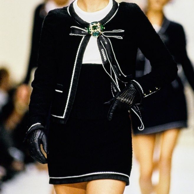 The Secret Diary of a 90's Girl — Chanel Spring/Summer 1994