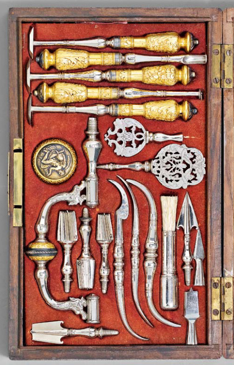Chirurgical instruments, Trepanning Set, 19th century. France.  Luigi Nessi collection, Koller aucti