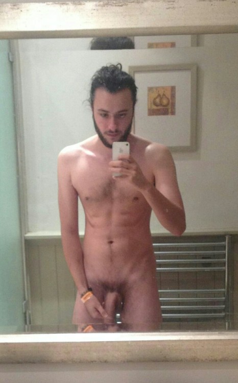 brainjock:  Sexy emo stud p. 1This guy is so sexy to me! No, he’s not a muscle pup or super hung but he looks slutty enough that he might do something strange for a piece of change…and you know he would work you over that fukin dick!