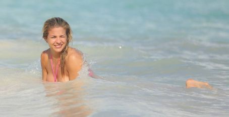 celebpicsilike:  Gemma Atkinson