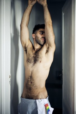 https://64.media.tumblr.com/9d9dd5369e23d7ad564d89b2a4ff88bf/tumblr_oao61kmwbz1qce4azo1_500.jpg