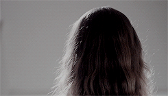 alayne-stone:  I don’t want to be alone. 