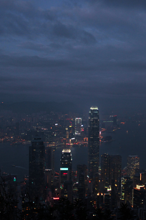 conflictingheart: Victoria Harbour, Hong Kong  |  uphey