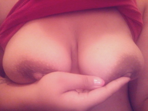 yaleocandy:  wattgabby92:  De nuevo la Yatty al ataque  Eso es asi me gusta sube mas fotos de yatty kik yaleopr2016 hablame