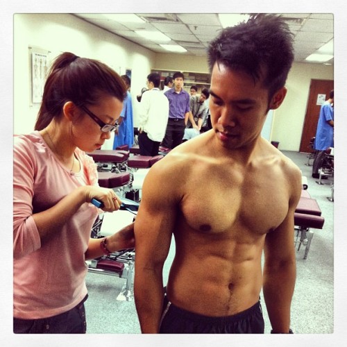 Body fats measuring session in skill center #caliper. Off season: 8% BF chinesemale.tumb