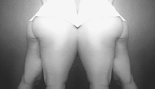 http://mysteriouslyerotic.tumblr.com/post/97746901316
