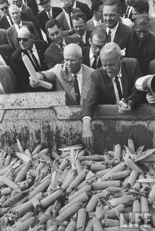 tanks-a-lot:Soviet premier Nikita Khruschev and corn masterpost