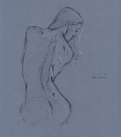 akramfadl:17 11 15 Brooke Previous #sketch #drawing #figurestudy #figuredrawing #figurativedrawing #figurativeart #modeldrawing #pencildrawing #graphite and#whitechalk on paper