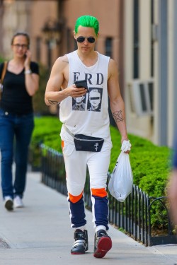 jaredletovault: Jared Leto running errands in New York City (May 19, 2015) [x]