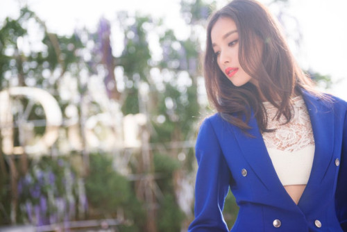 NI NI wearing CHRISTIAN DIOR RESORT 2014