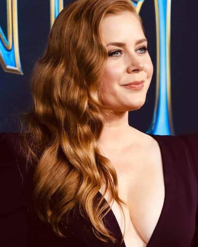 maximumcollectorgardenerposts:Amy Adams 