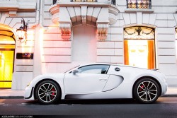 automotivated:  Bugatti Veyron SuperSport