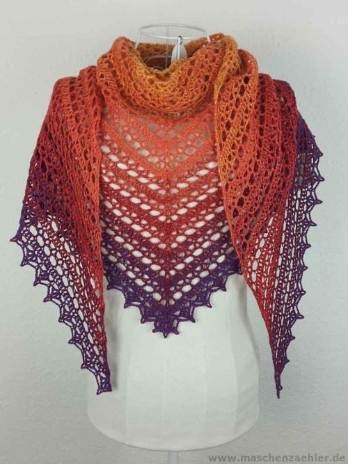 nesting-tendencies:Auxesia by Silke Terhorst on Ravelry