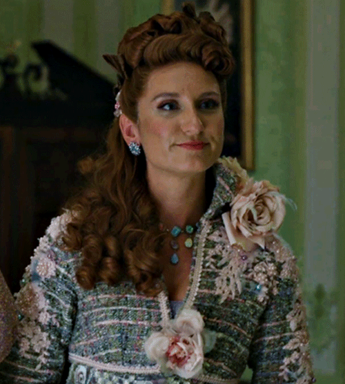 BESSIE CARTER AS PRUDENCE FEATHERINGTON BRIDGERTON SEASON THREE: PART ONE