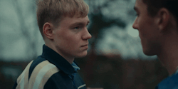 4d0f951935d26d3270e7063bfa272160a0043ede.gifv