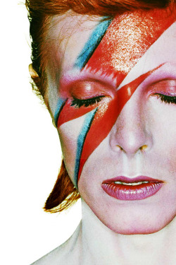 royeah:  vintagegal:  Happy Birthday David Bowie (January 8th 1947)  My love