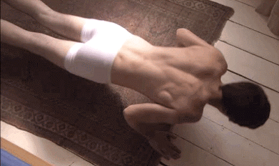 famous in undies