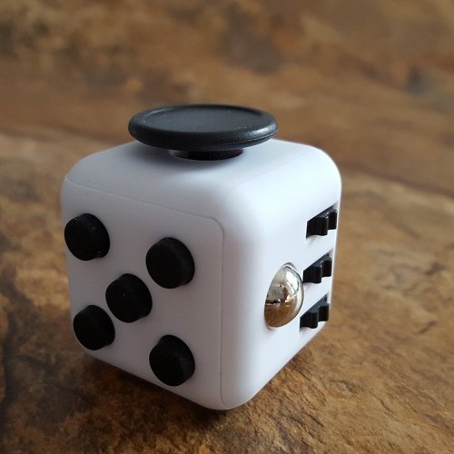 kameko13: introvertpalaceus:Every Stress Cube comes with six dynamic fidget features, Switch, Flow