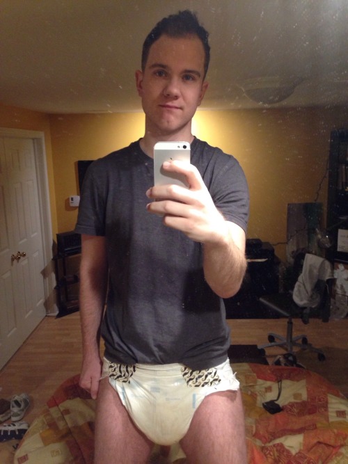 Sex lilprincebabar:  Late mornings = wet diapers pictures