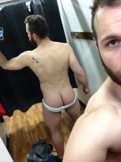 misterclarkrogers:  shopping for pants! bought