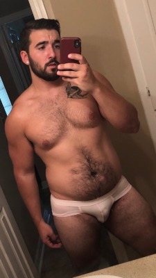 beardunnofficial:  My god the thickness!