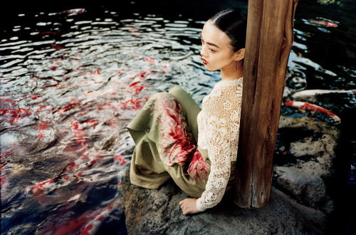 fashion&ndash;victime: Rila Fukushima by Tom Craig for Vogue Nippon June 2015