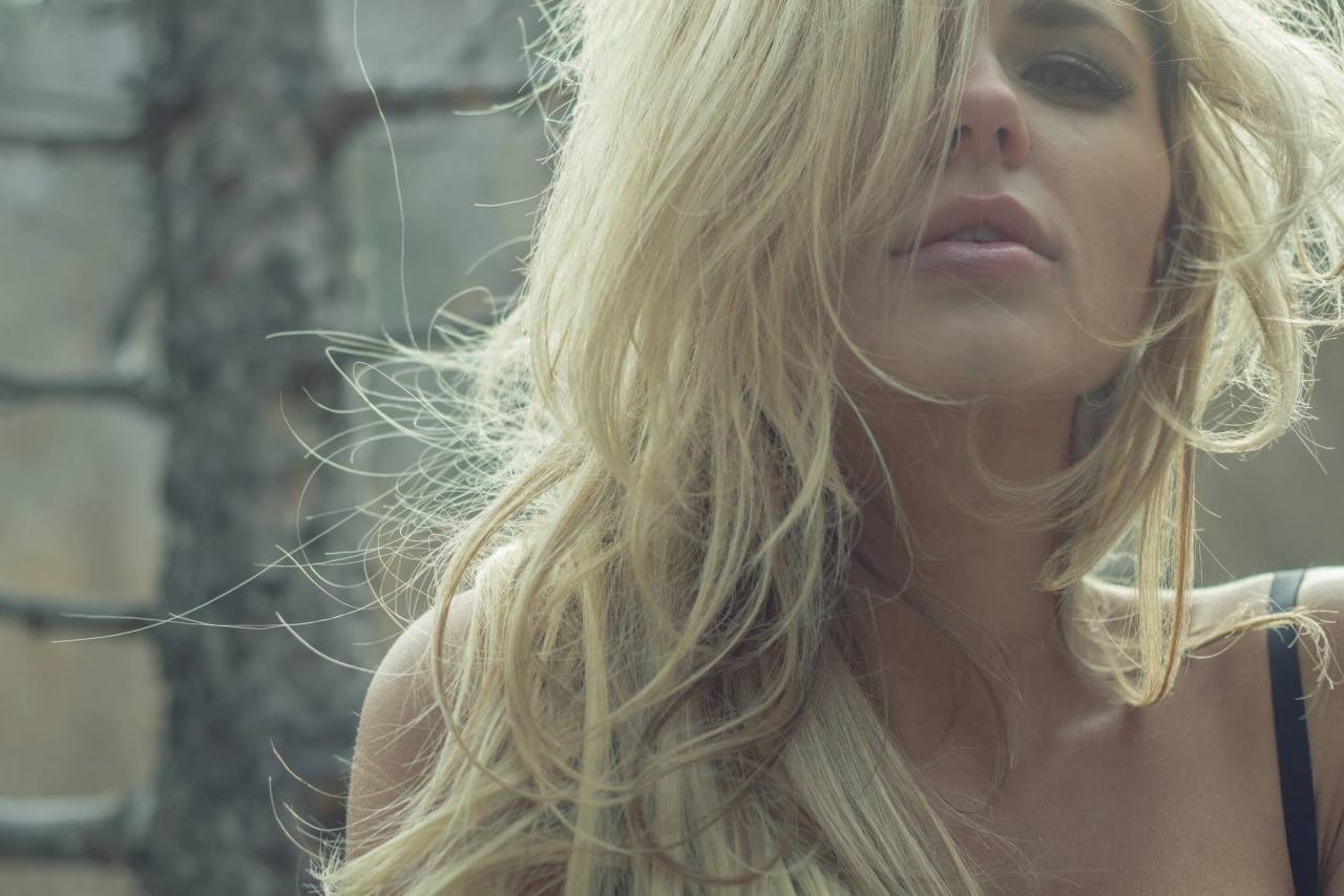 b-authentique: Brittney Brannagan | Model (I) Read More
