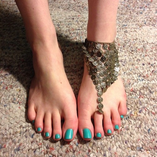 #barefootsandal #tealtoes #feet #footfetish