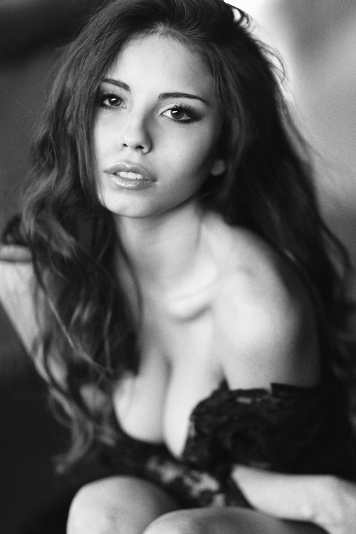 beautifulsexyperfection:  albertobuzzanca:  Chiara  Chiara Bambolina Arrighi