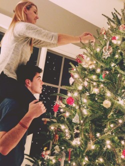 trecut-prezent-si-viitor:  vladman123: I want a boyfriend for Christmas :3 