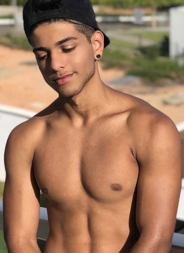 Onlyfans marcio mendes Marina e