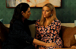 elizabetholsens:laura and bradley + physical touch