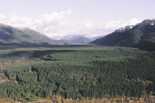 Rattlesnake Ridge in WashingtonFeaturing Eric Kimberlin BowleyApril 2013