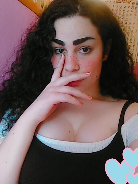 futadin: the blush is too red and looks like a sunburn but w.e and I don’t have