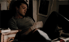 GifSet Cameron Monaghan In Shameless 5x10 (1).