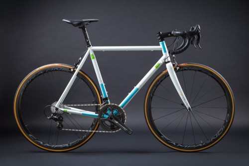 papapapapanda: (via Pegoretti’s Limited Edition AC Paint | Above Category Cycling)