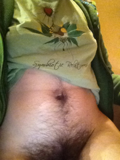 Porn Pics queer-tummies:  I love my furry tummy. I