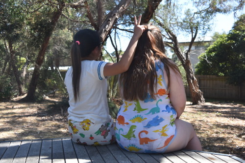 misterturtlethings:  These two are always getting up to mischief!Starring: Girlwithaturtle 