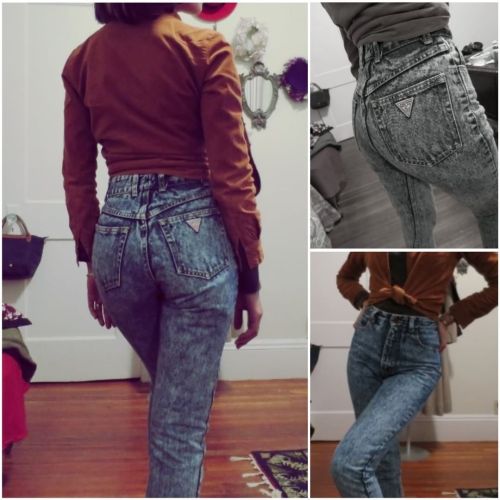 80s/90s chemical wash jeans from @garmentdistrict !! I am looking for blue jeans as well but it is s